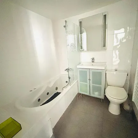 Spacious Loft In The Marais شقة باريس