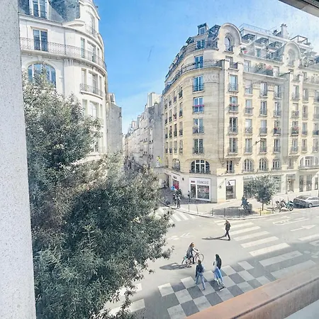 Apartman Spacious Loft In The Marais